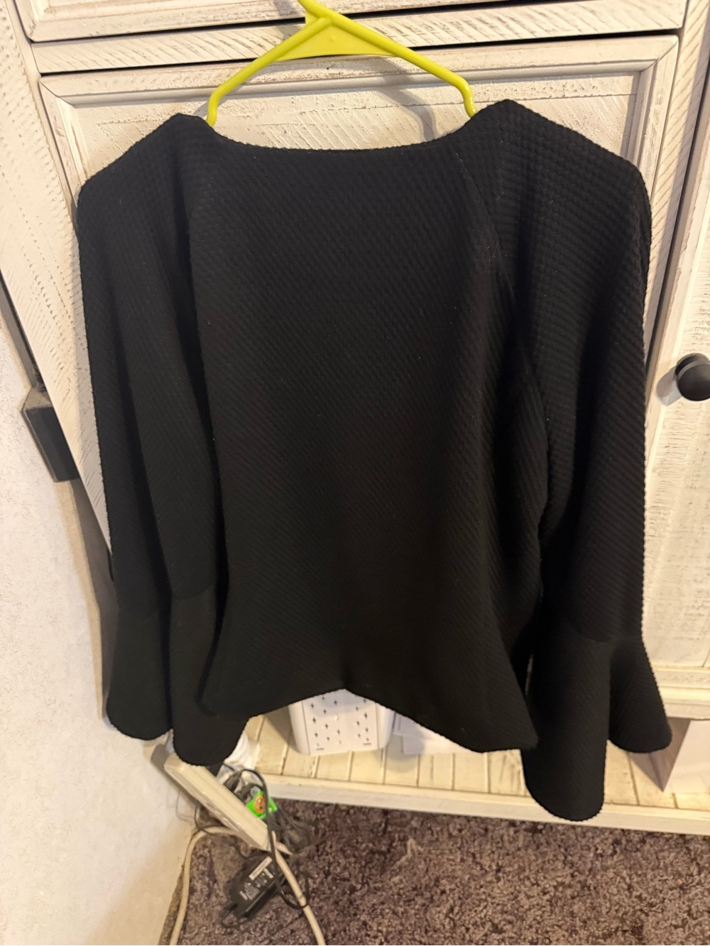 Isaac Mizrahi Black Textured Bell-Sleeve Cape Jacket